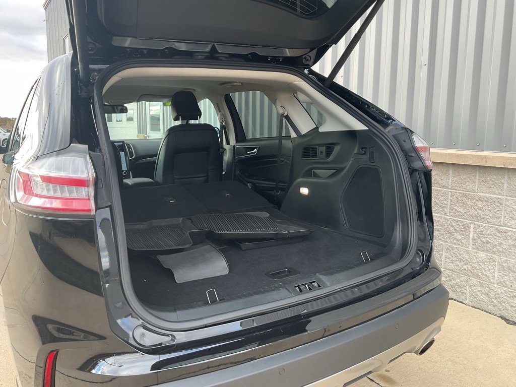 Used 2024 Ford Edge Titanium w/ Equipment Group 301A image 25