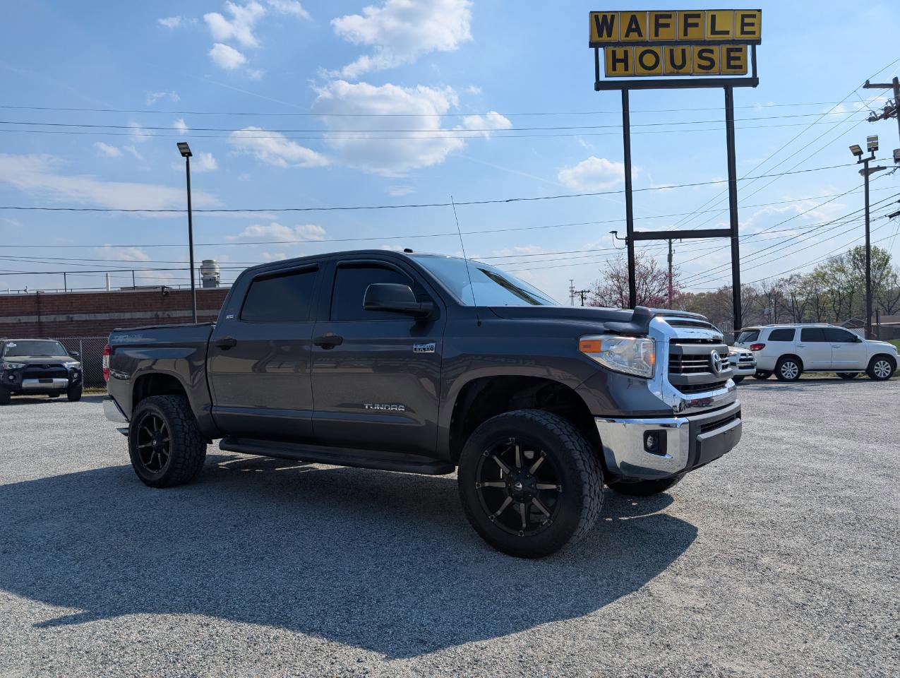 Used 2015 Toyota Tundra SR5 w/ TRD Off Road Package image 3