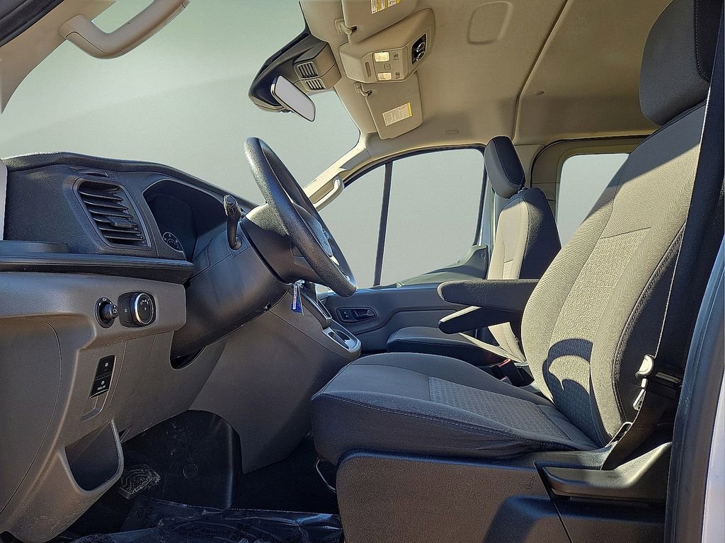 Used 2021 Ford Transit 350 XLT image 24