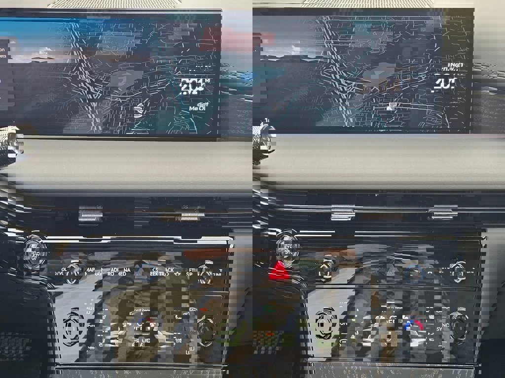 New 2026 Genesis G80 3.5T Prestige image 13