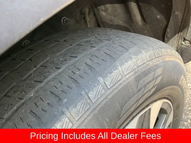Used 2021 Toyota Highlander XLE AWD/4WD image 12
