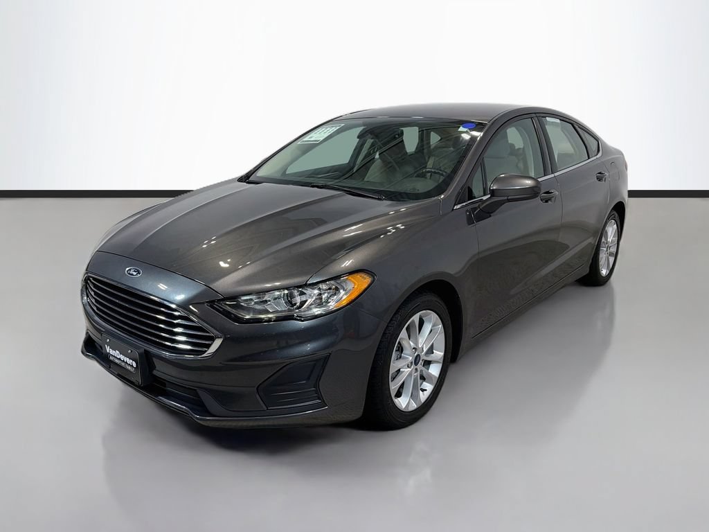 Used 2020 Ford Fusion SE FWD image 3