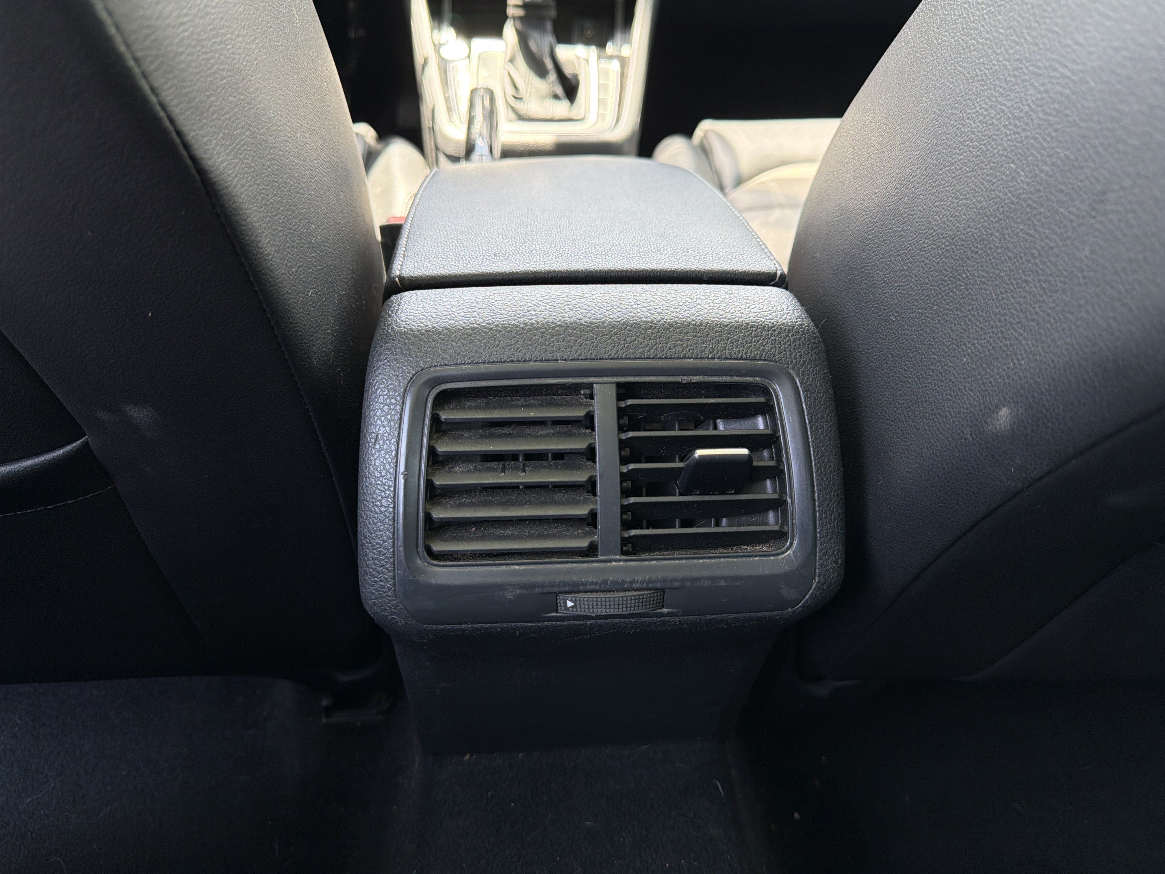 Used 2016 Volkswagen Golf SEL FWD image 22