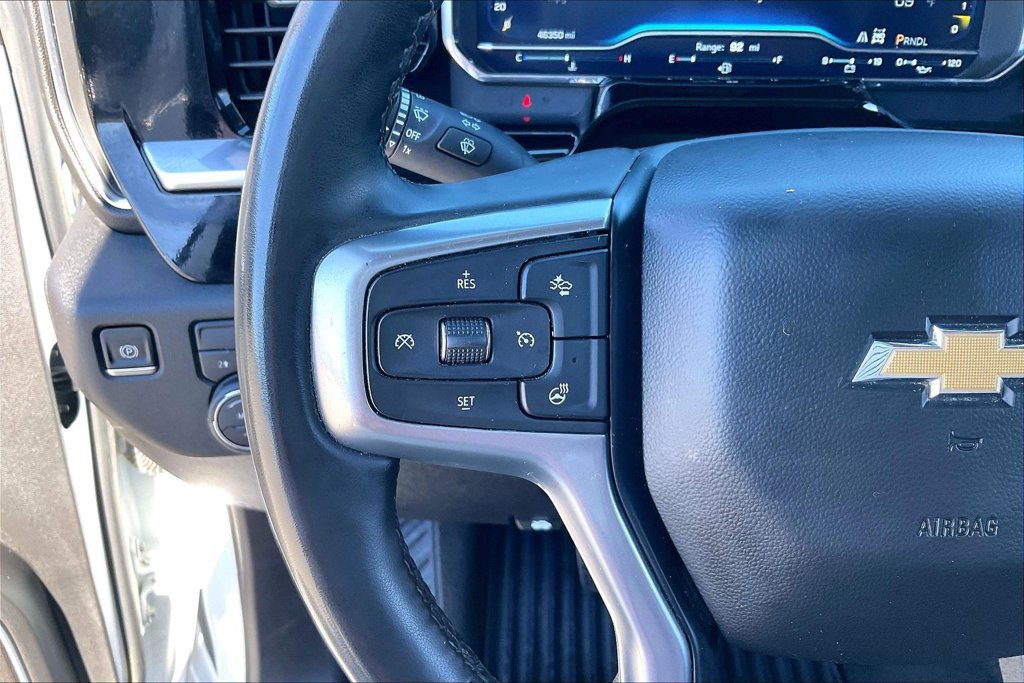 Used 2025 Chevrolet Silverado 2500 LT w/ Convenience Package AWD/4WD image 12