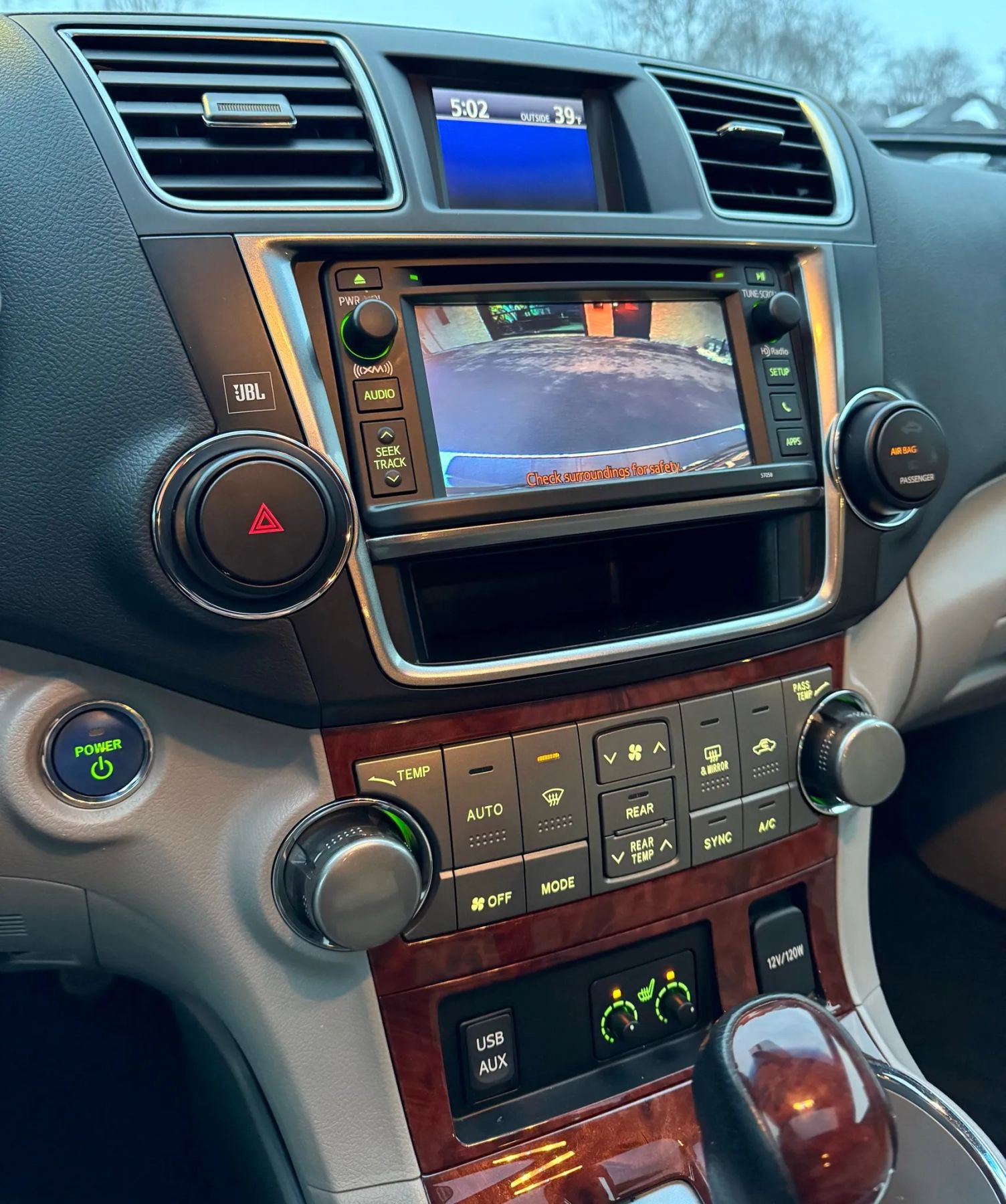 Used 2013 Toyota Highlander Limited image 28