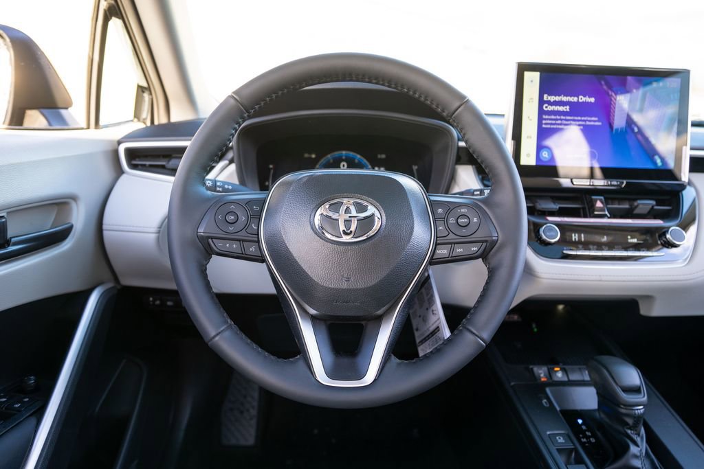 New 2026 Toyota Corolla Cross LE w/ Moonroof Package image 25