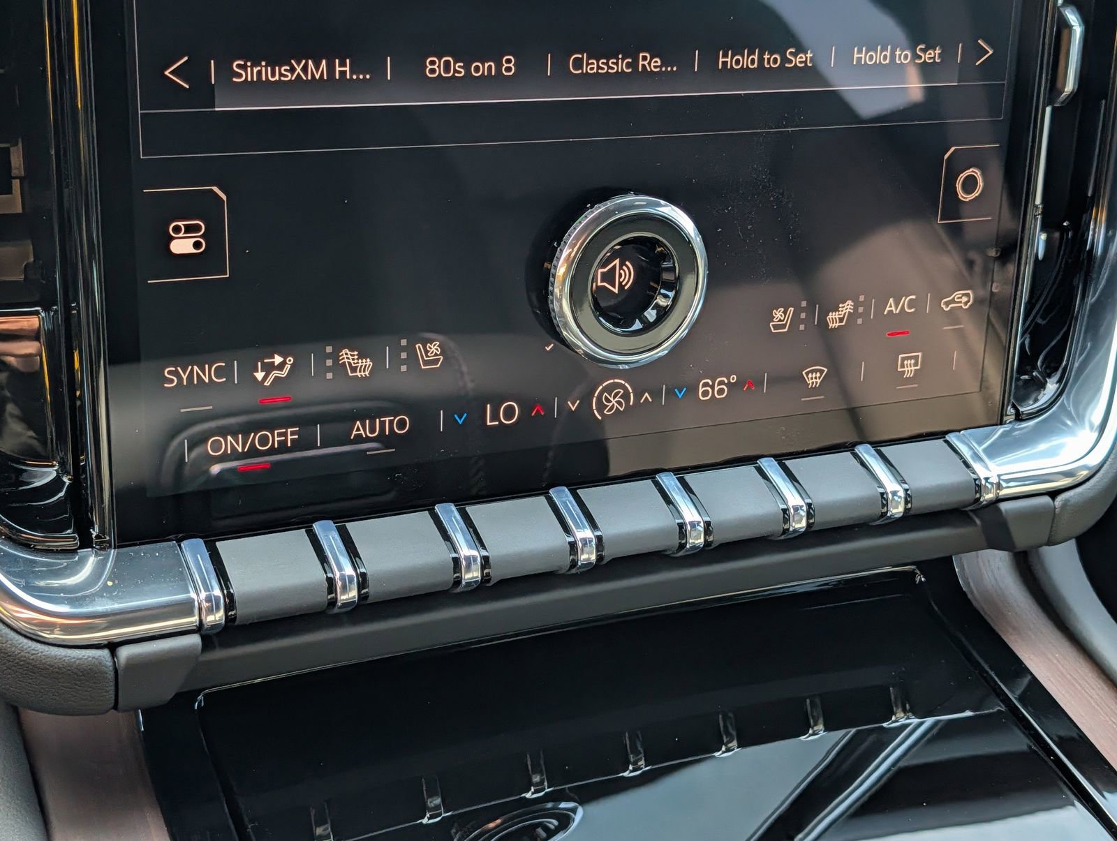 New 2026 GMC Yukon XL Denali w/ Denali Reserve Package image 11