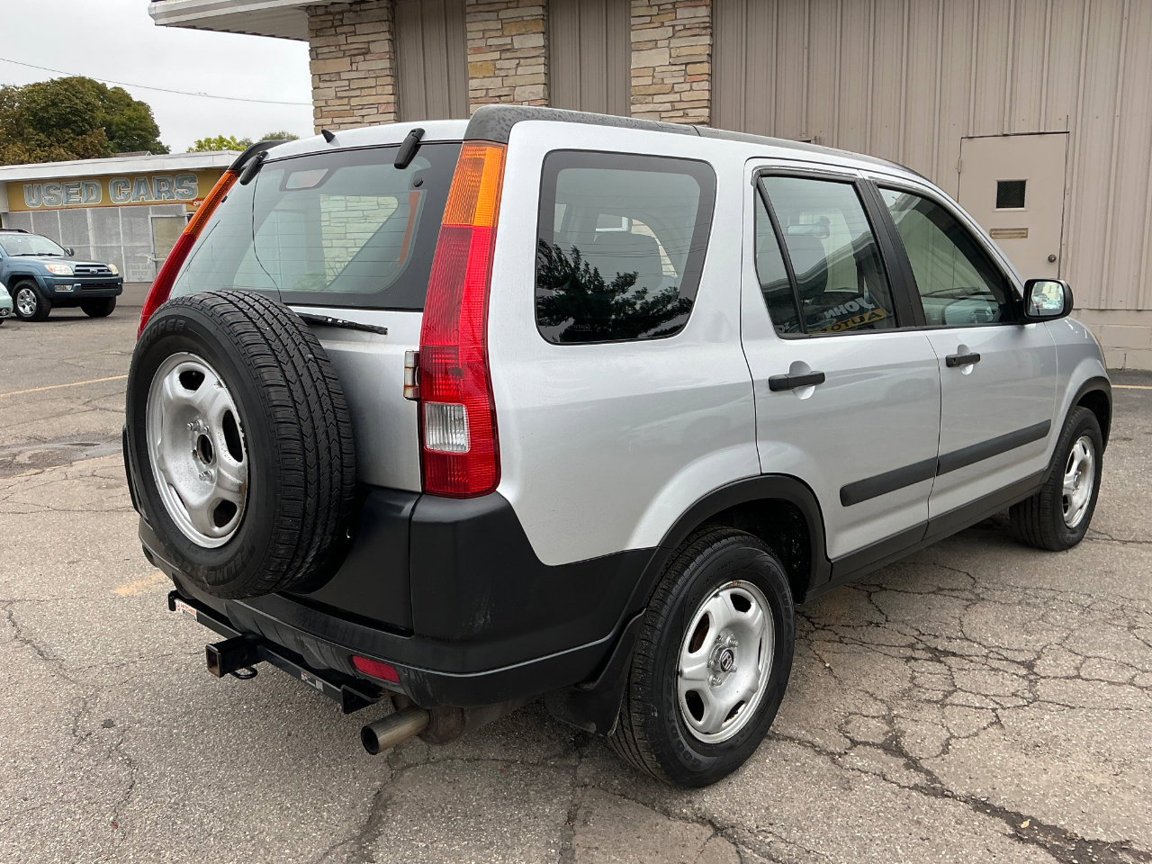 Used 2004 Honda CR-V LX image 3