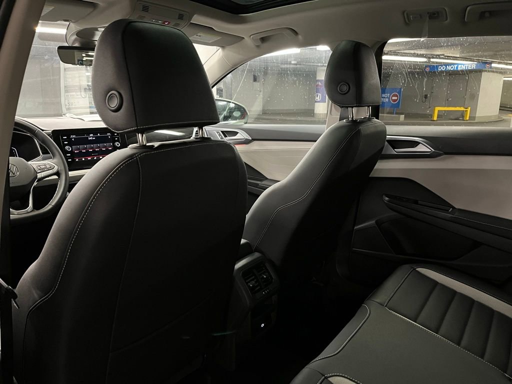 New 2025 Volkswagen Taos SEL AWD/4WD image 22