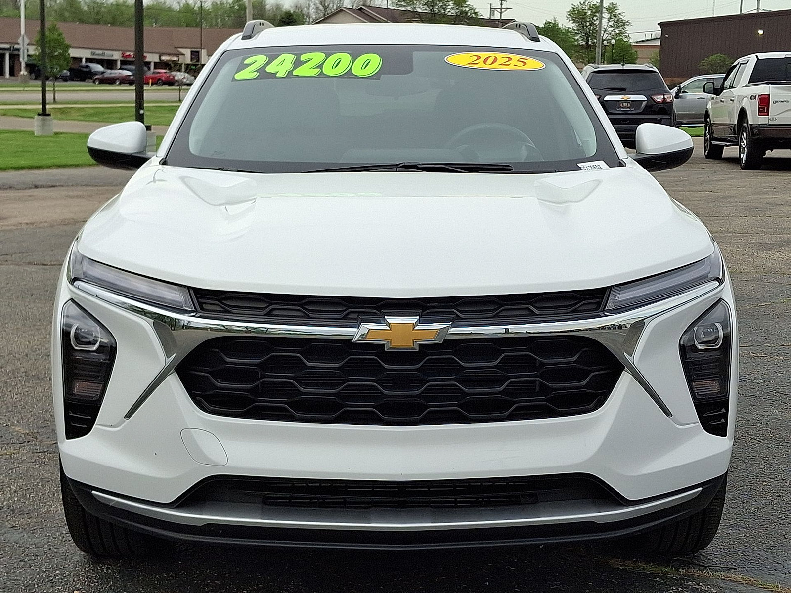 Used 2025 Chevrolet Trax LT FWD image 28