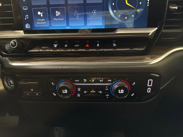 Used 2024 Chevrolet Silverado 2500 LT image 27