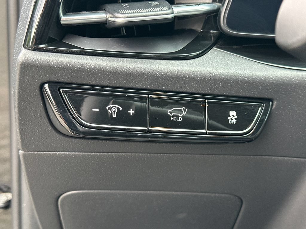 Certified 2023 Kia Niro Wind w/ Wind Preserve Package FWD image 24