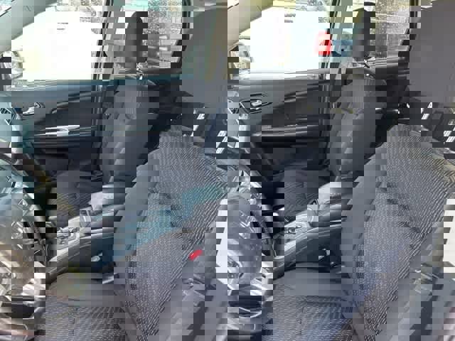 Used 2013 Dodge Journey SXT w/ Safe & Sound Group image 3