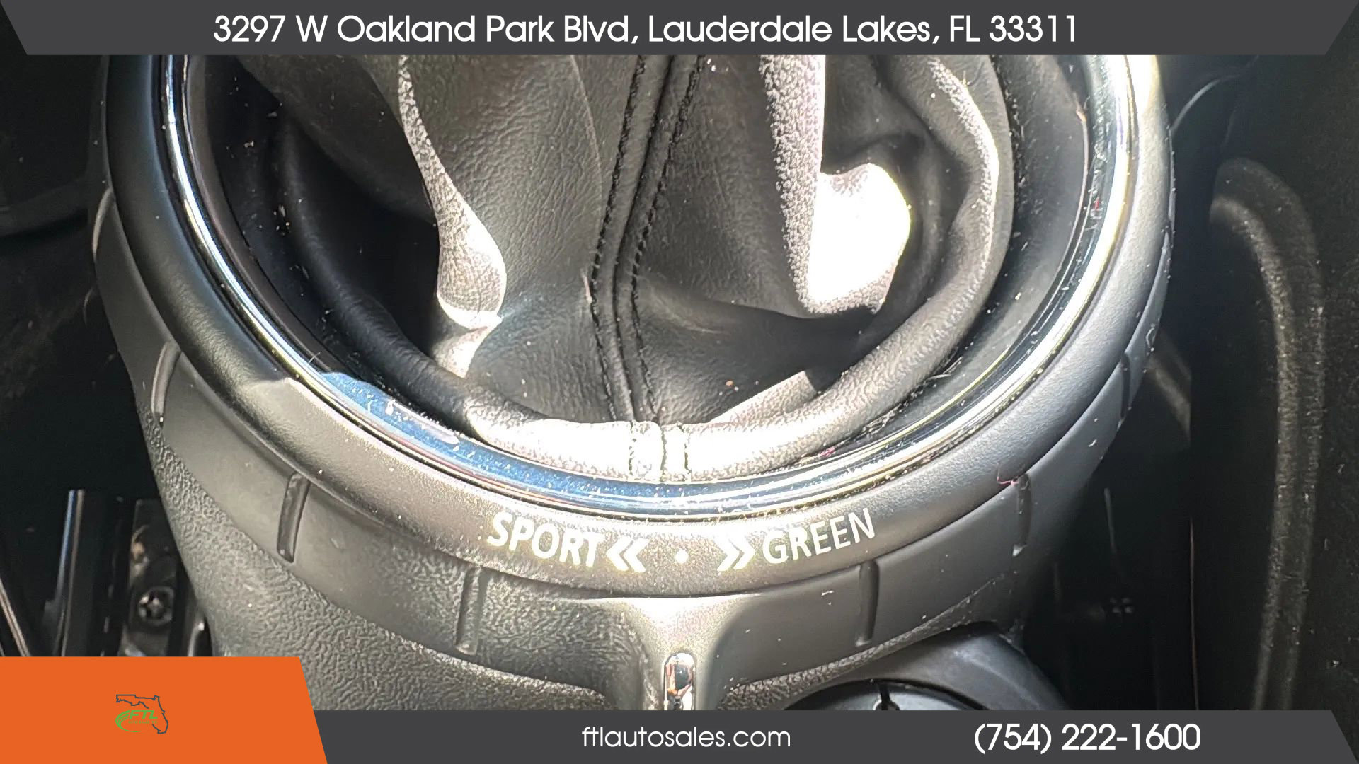 Used 2015 MINI Cooper 4-Door Hardtop image 64