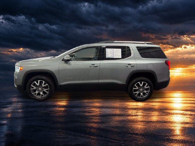 Used 2023 GMC Acadia SLT AWD/4WD image 2