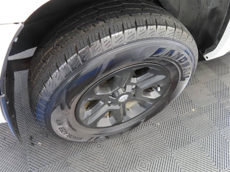Used 2024 Toyota 4Runner SR5 RWD image 8