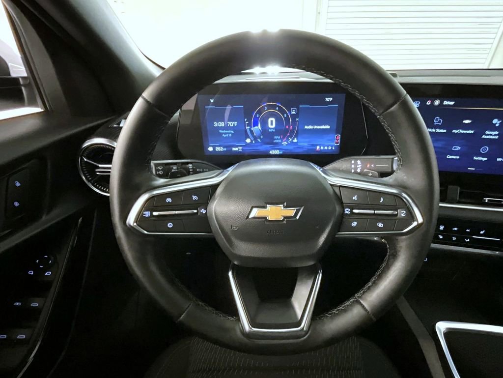 Certified 2026 Chevrolet Equinox LT w/ Safety and Technology Package AWD/4WD image 11
