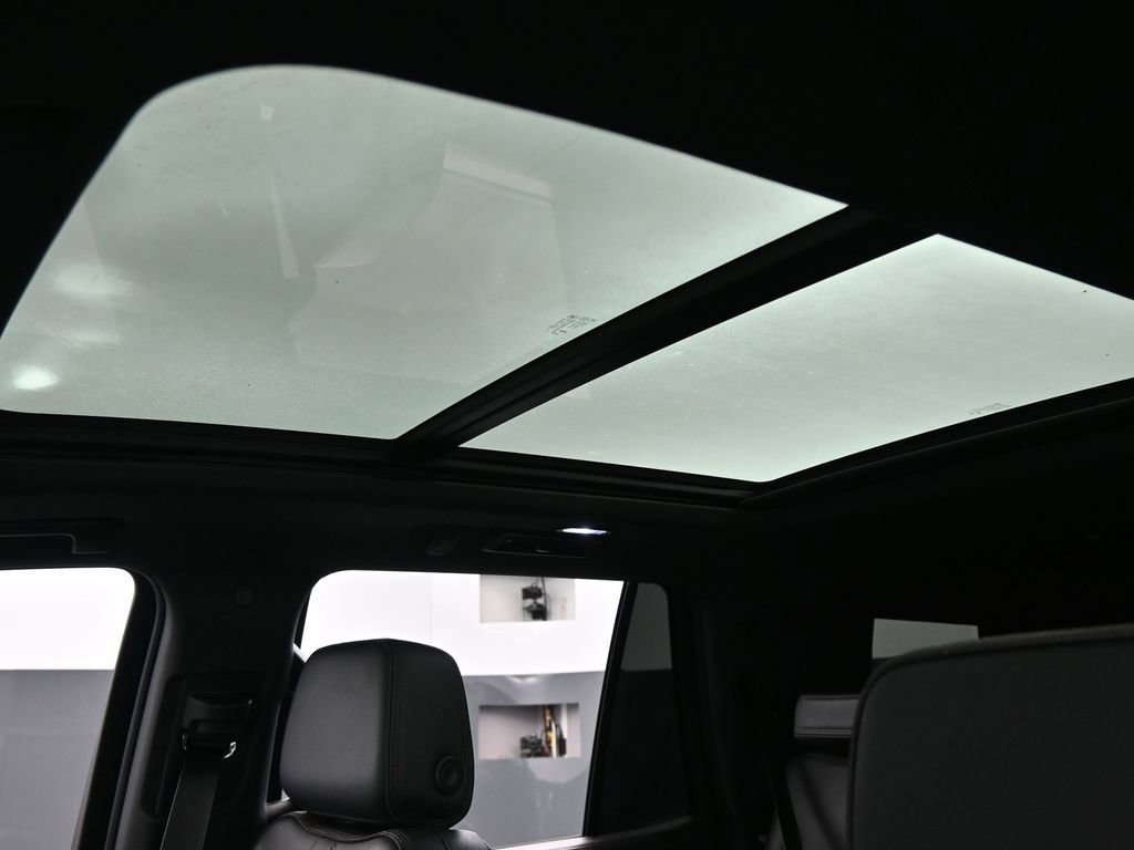 Used 2024 Chevrolet Tahoe RST w/ Sport Performance Package image 37