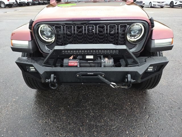 Used 2024 Jeep Wrangler Unlimited Sahara w/ Technology Group AWD/4WD image 23