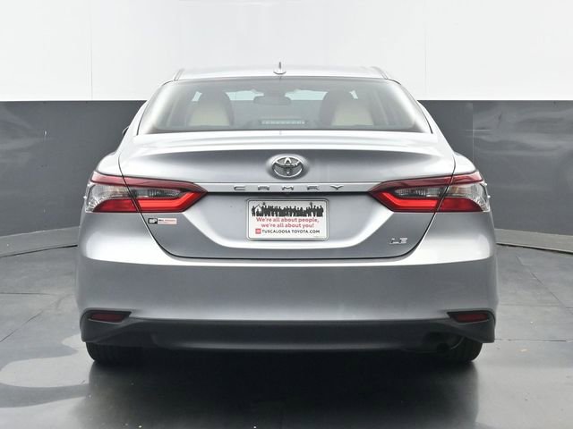 Used 2023 Toyota Camry LE FWD image 4