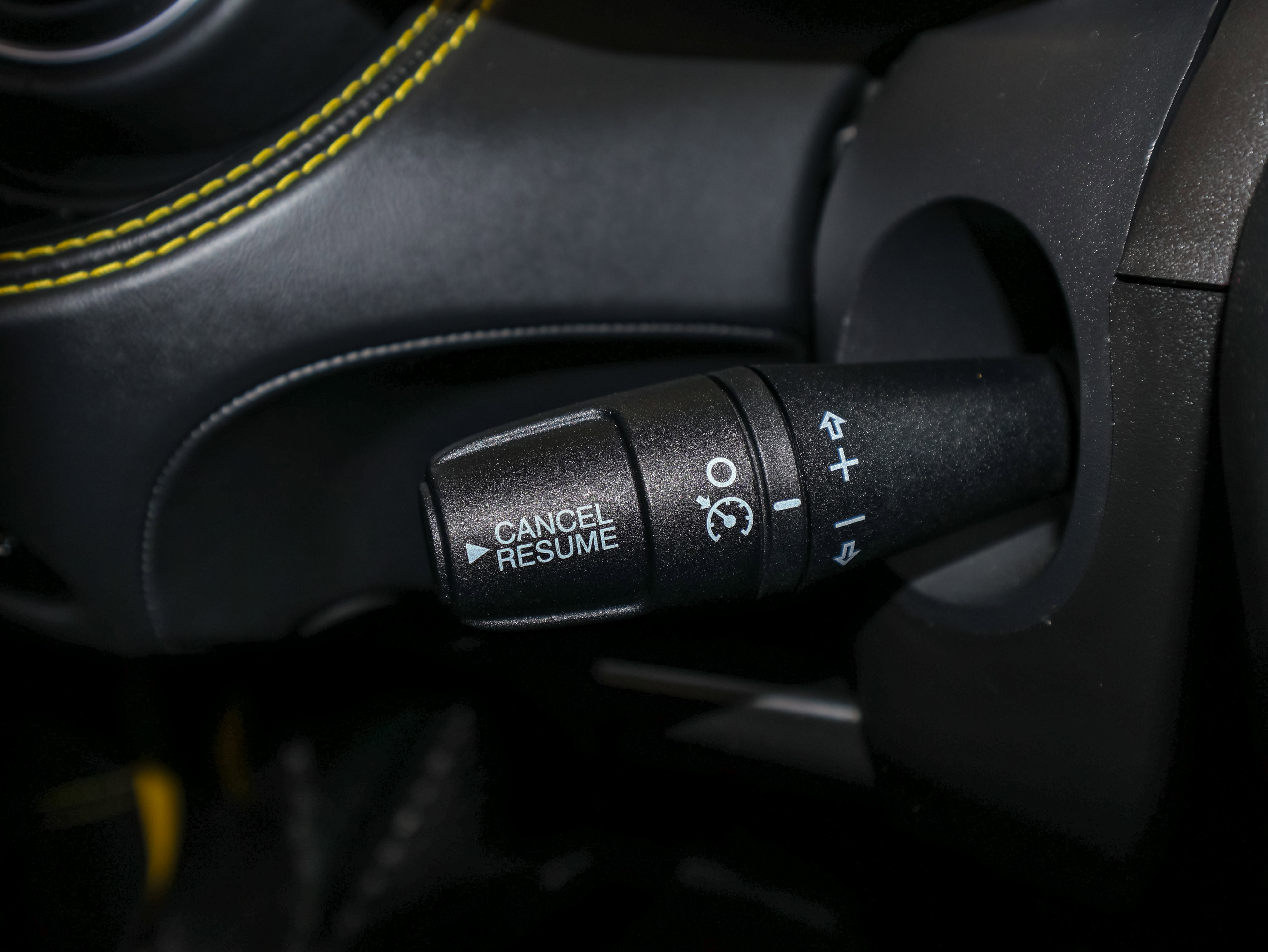 Used 2015 Alfa Romeo 4C Spider w/ Spider Track Package 2 image 25