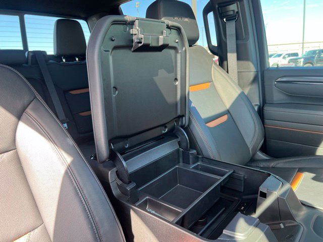 Used 2025 GMC Sierra 2500 AT4 w/ AT4 Premium Plus Package AWD/4WD image 43