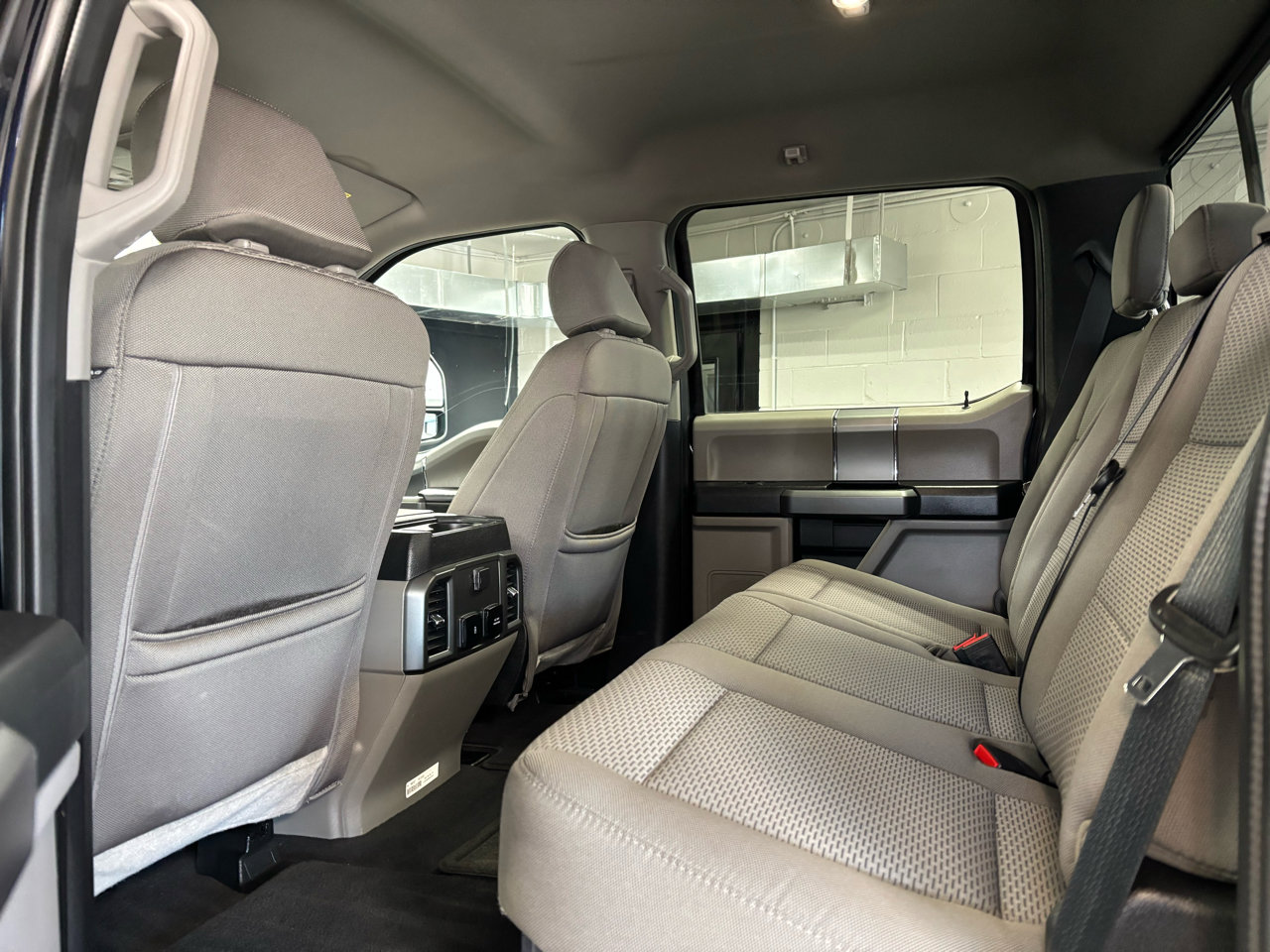 Used 2021 Ford F250 XLT w/ XLT Premium Package image 23