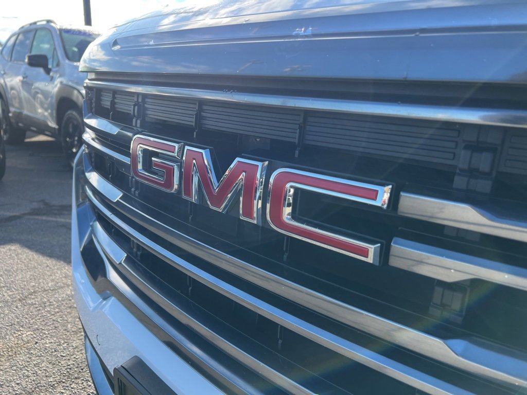 Used 2023 GMC Acadia AT4 w/ Preferred Package image 32