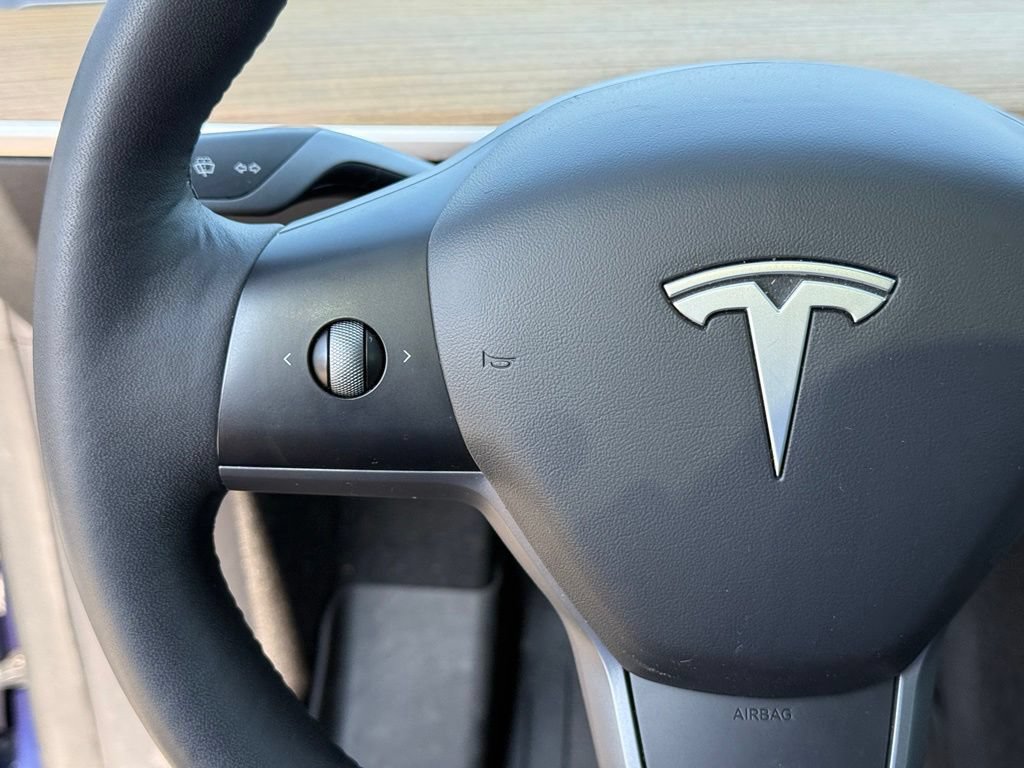 Used 2021 Tesla Model Y Long Range AWD/4WD image 15