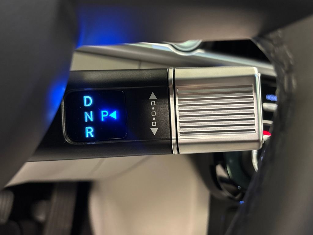 Used 2026 Hyundai Tucson Limited image 38