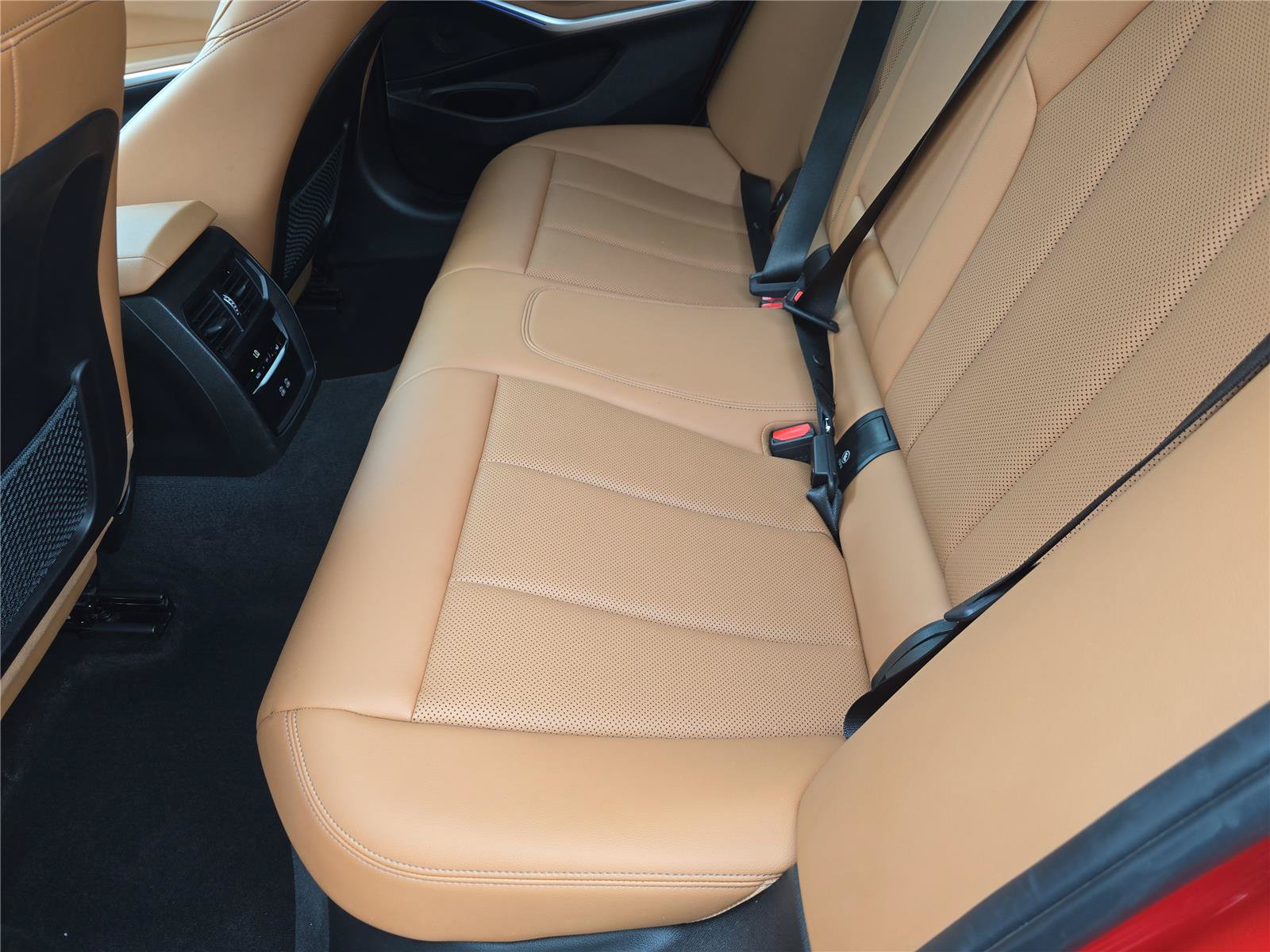 Used 2022 BMW 330i Sedan RWD image 12