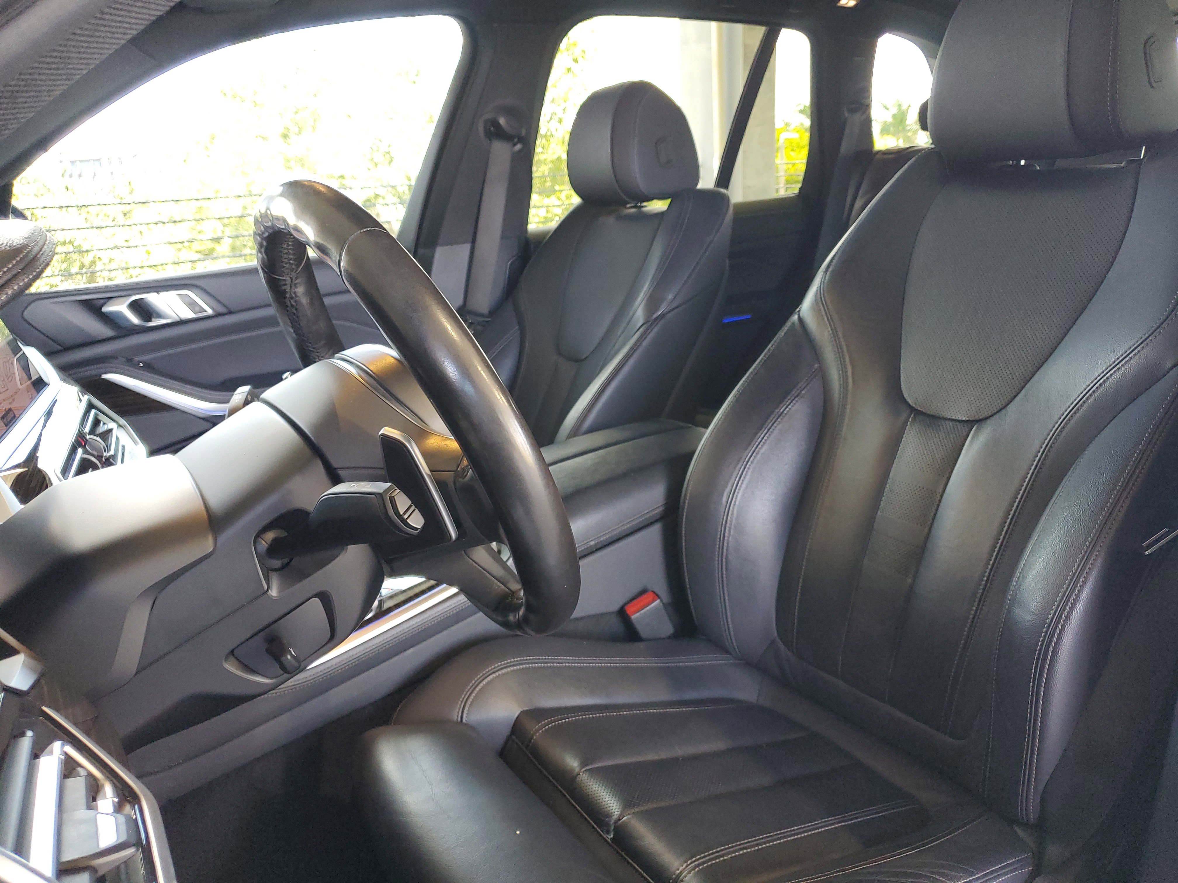 Used 2020 BMW X5 sDrive40i w/ M Sport Package RWD image 19