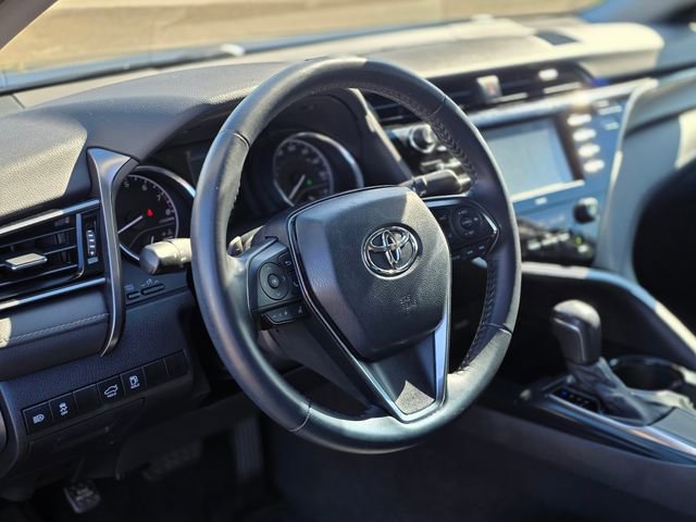 Used 2020 Toyota Camry SE image 13