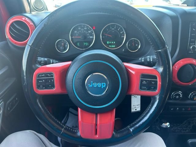 Used 2014 Jeep Wrangler Unlimited Sahara w/ Mopar Chrome Edition Group AWD/4WD image 19