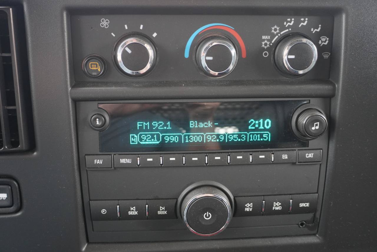 Used 2025 Chevrolet Express 2500 w/ Driver Convenience Package RWD image 13