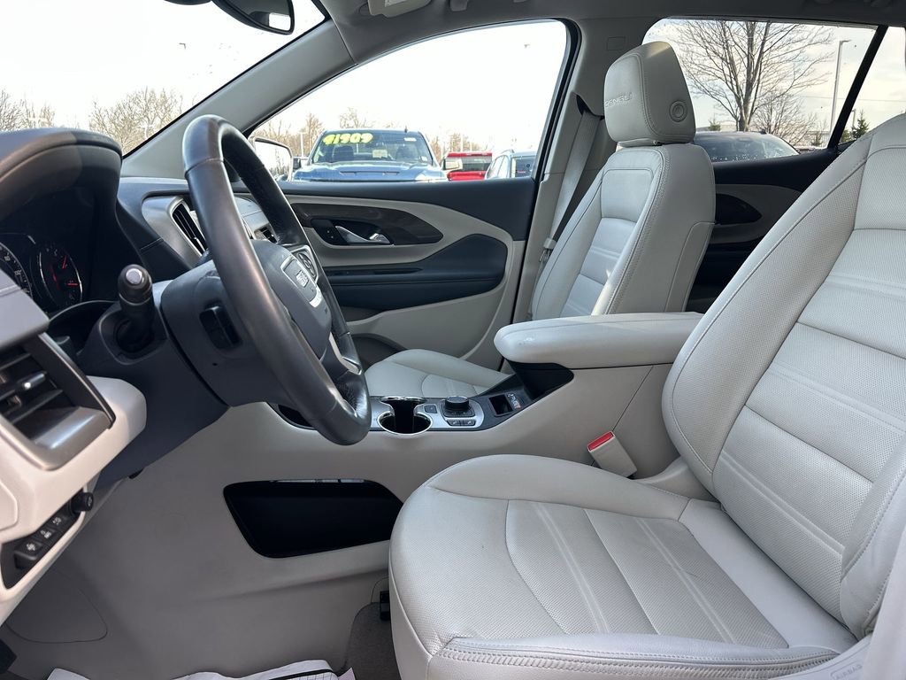 Used 2023 GMC Terrain Denali image 20