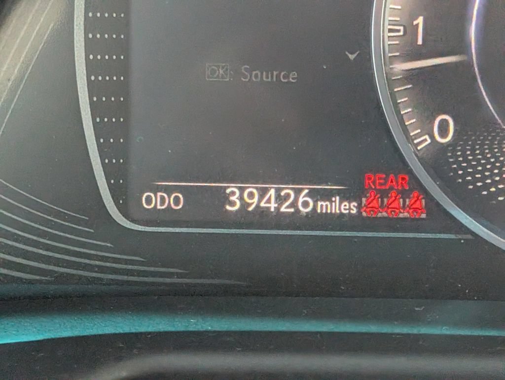 Used 2019 Lexus ES 350 Ultra Luxury w/ Accessory Package 2 FWD image 17