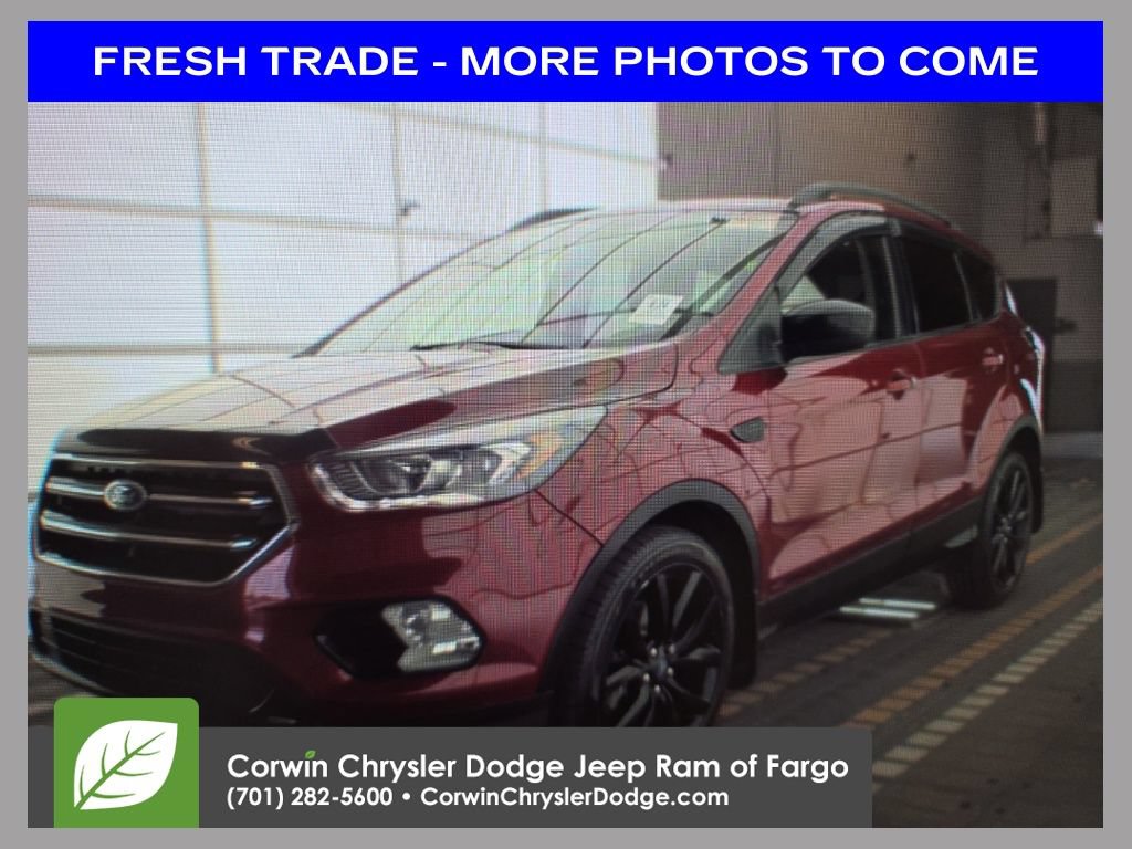 Used 2019 Ford Escape SE w/ SE Sport Appearance Package