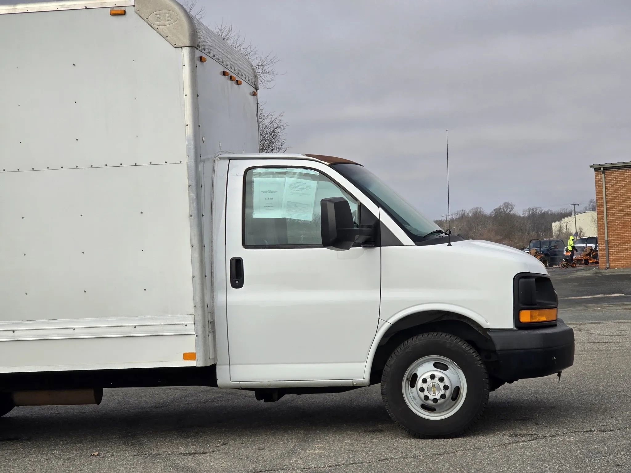 Used 2013 Chevrolet Express 3500 Extended image 8