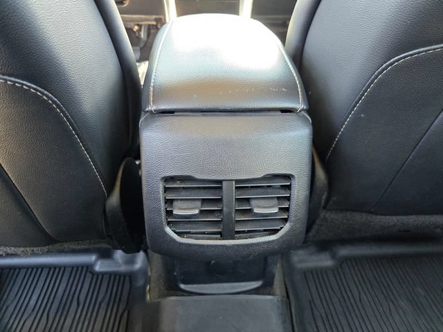 Used 2019 Ford Fusion Energi Titanium FWD image 12