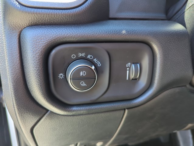 New 2026 RAM 3500 Tradesman w/ Chrome Appearance Group A AWD/4WD image 16
