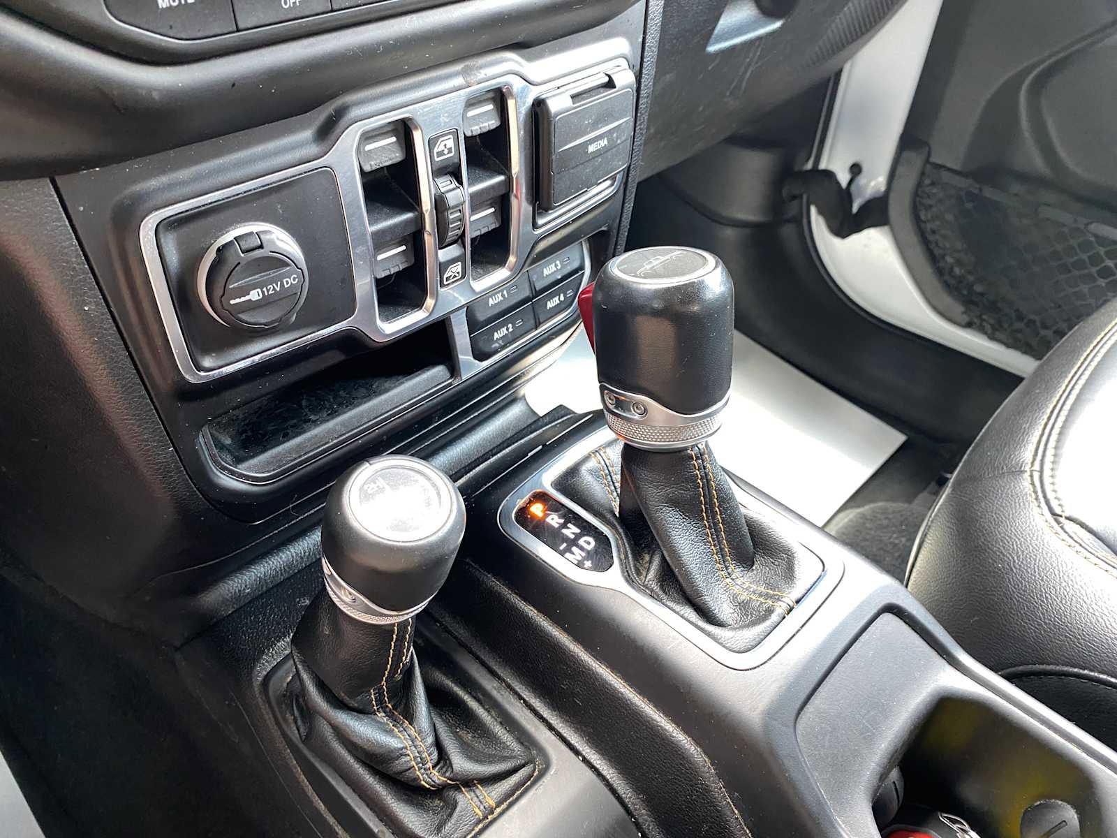 Used 2021 Jeep Gladiator Overland image 21