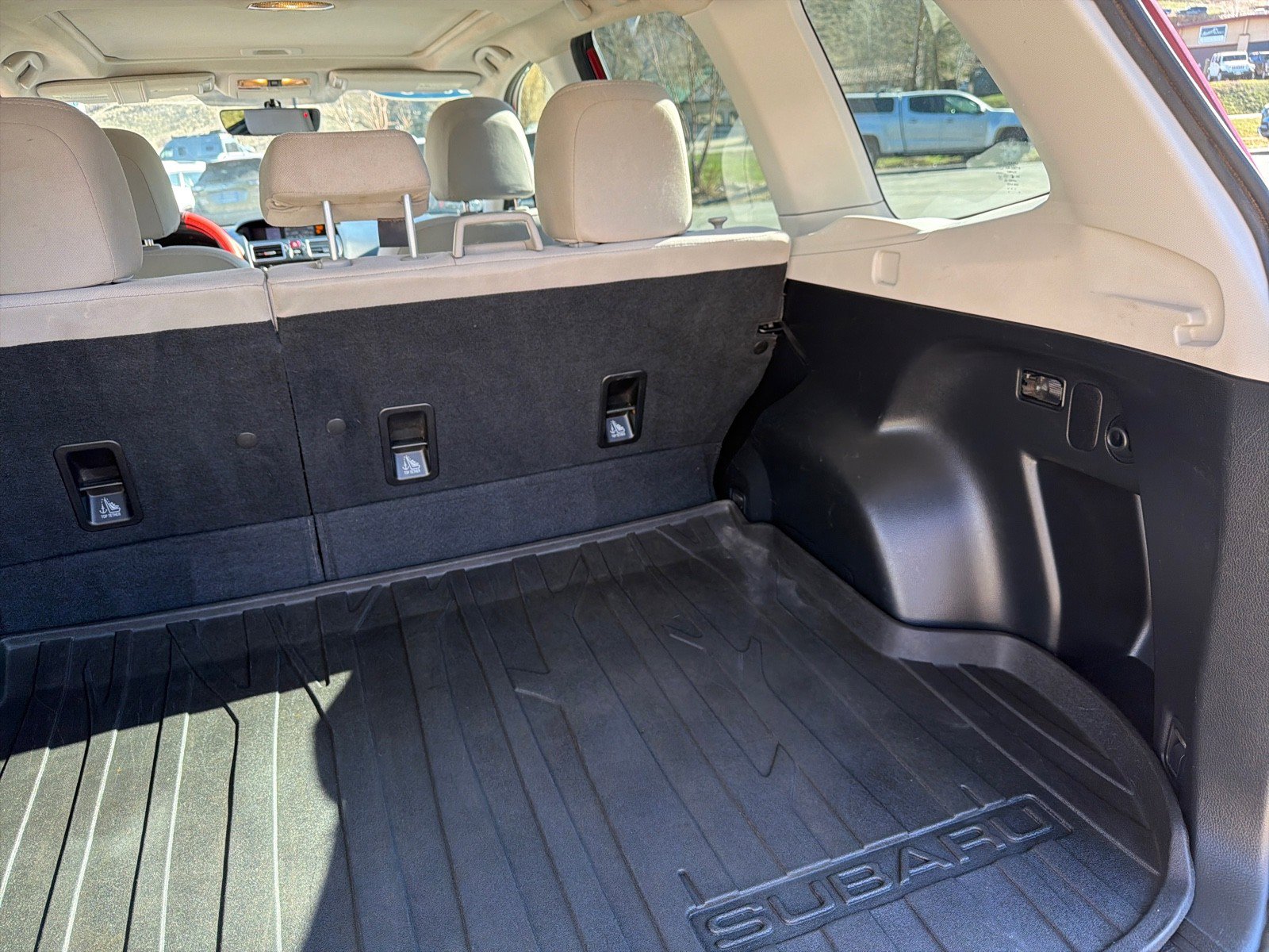 Used 2018 Subaru Forester 2.5i Premium w/ All-Weather Package image 30