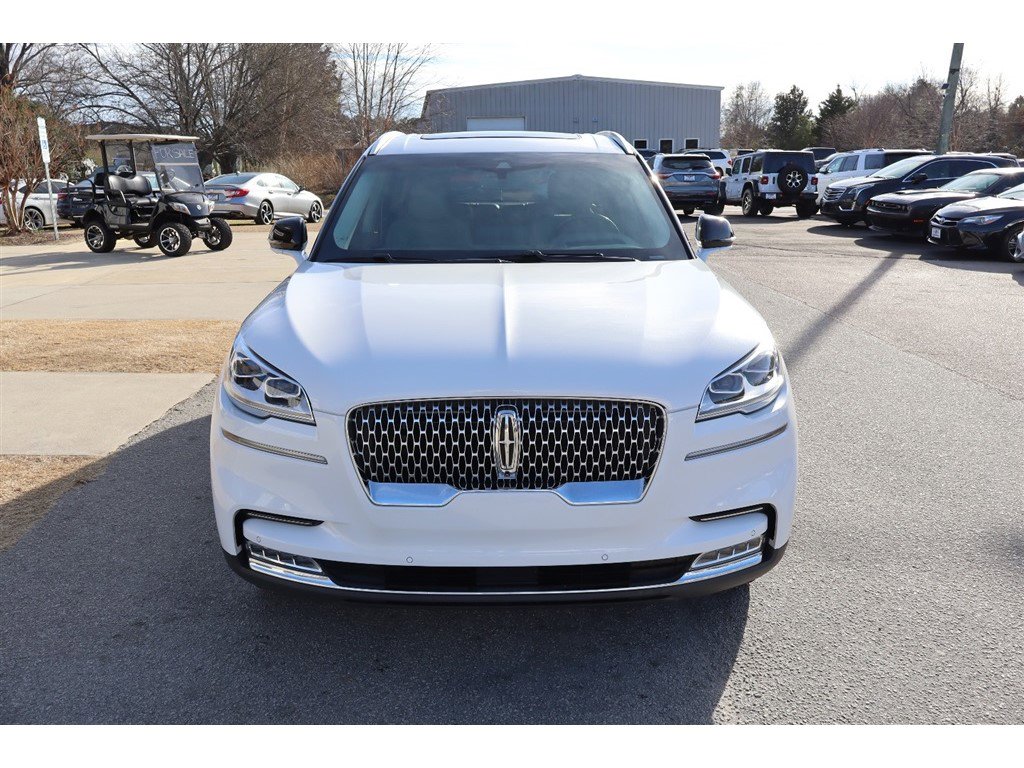 Used 2022 Lincoln Aviator Reserve w/ Equipment Group 201A image 8