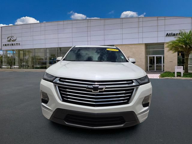 Used 2023 Chevrolet Traverse Premier FWD image 3