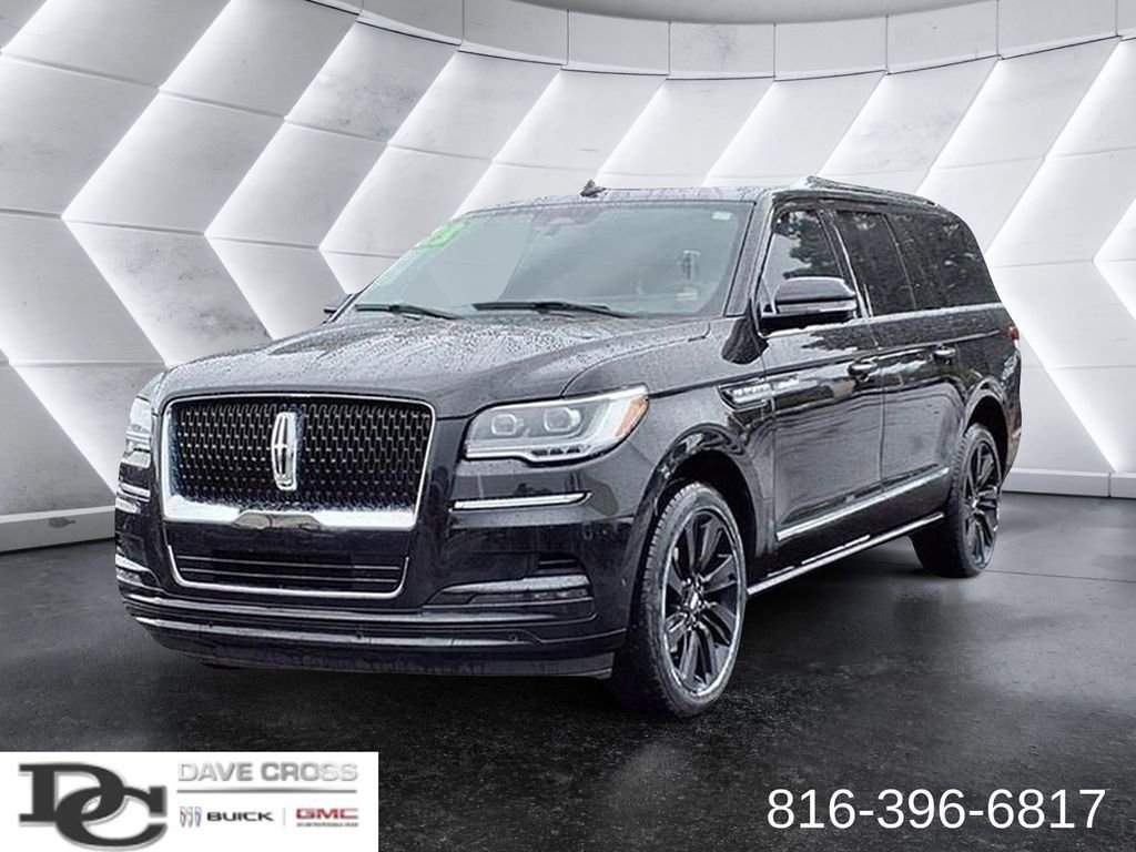 Used 2023 Lincoln Navigator L Reserve image 1