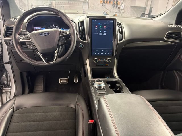 Used 2024 Ford Edge ST-Line AWD/4WD image 32