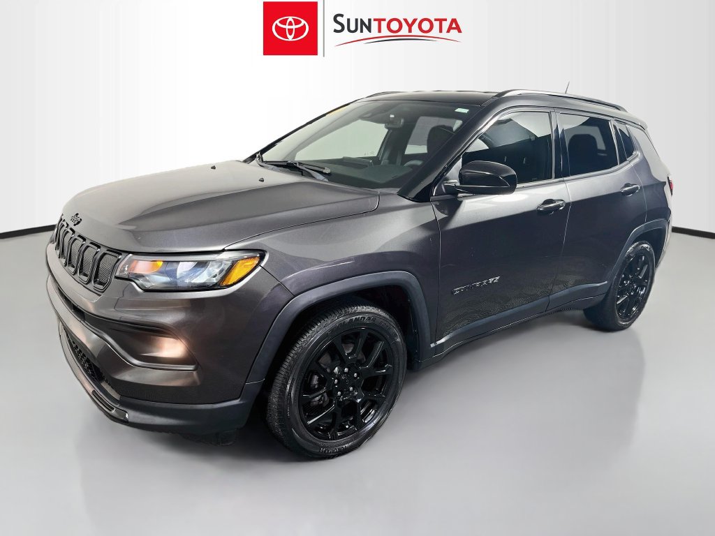 Used 2022 Jeep Compass Latitude FWD image 7
