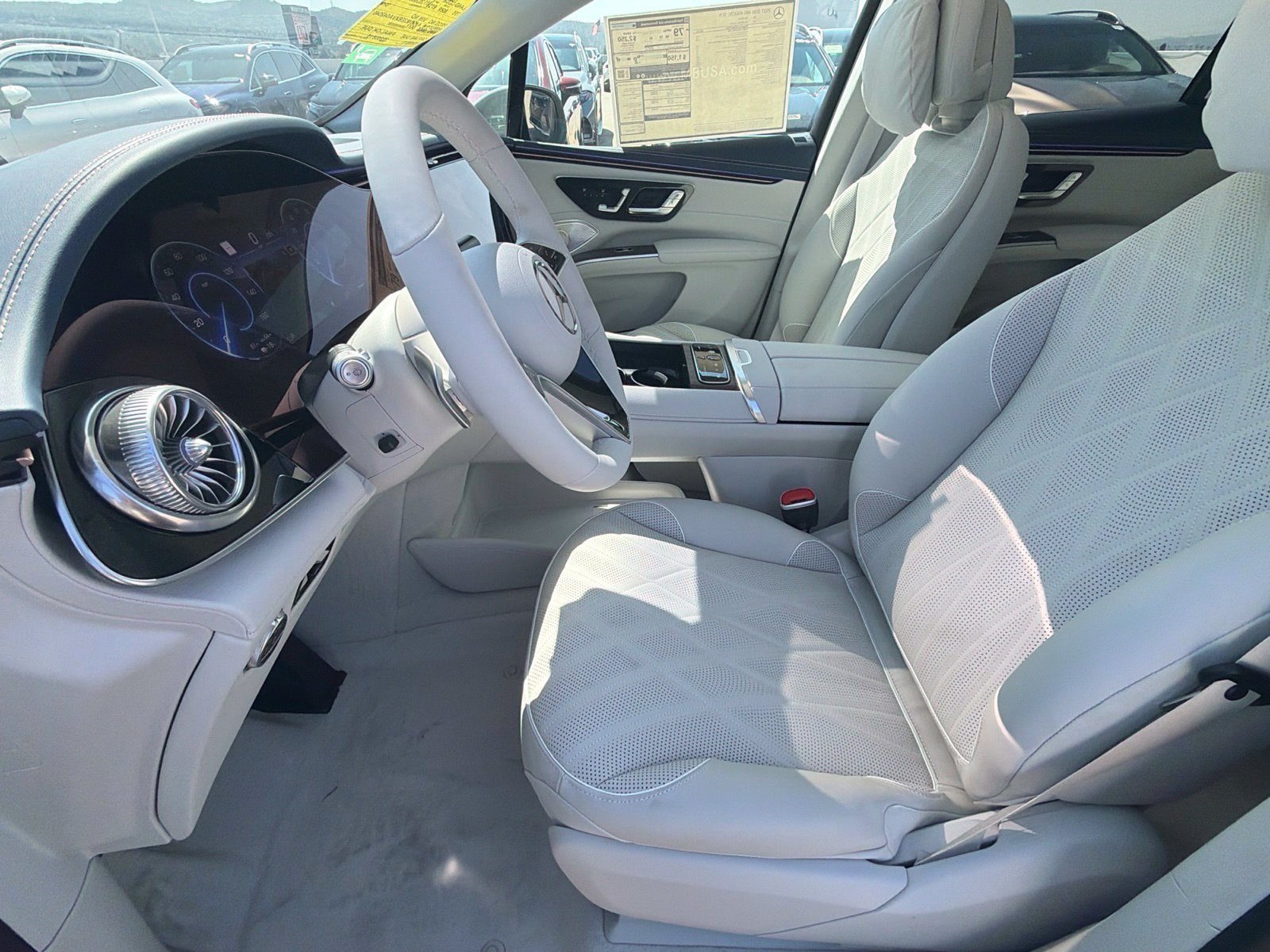 New 2027 Mercedes-Benz EQS 400 4MATIC SUV image 17