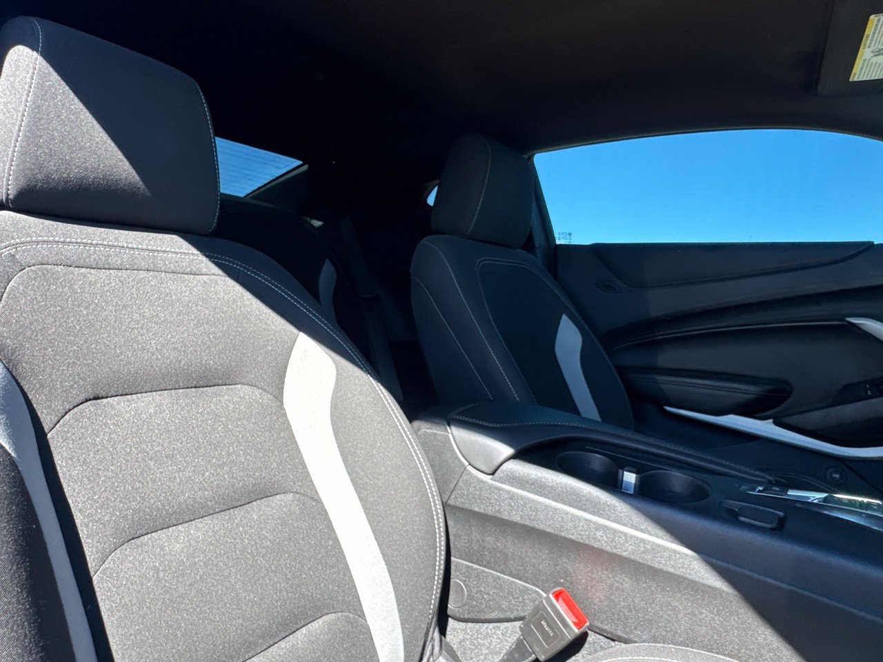 Used 2023 Chevrolet Camaro LT RWD image 32